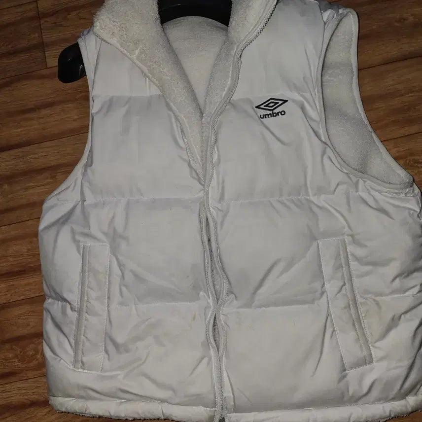 [BUNJANG] Umbro Reversible Padded Vest / 엄브로 리버시블 패딩조끼