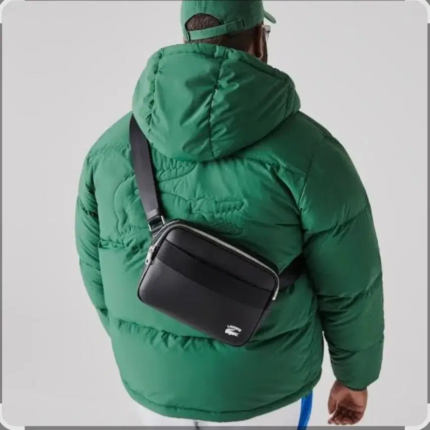 [BUNJANG] Lacoste Men's Crossbody Bag Black / 라코스테 남자크로스백 블랙