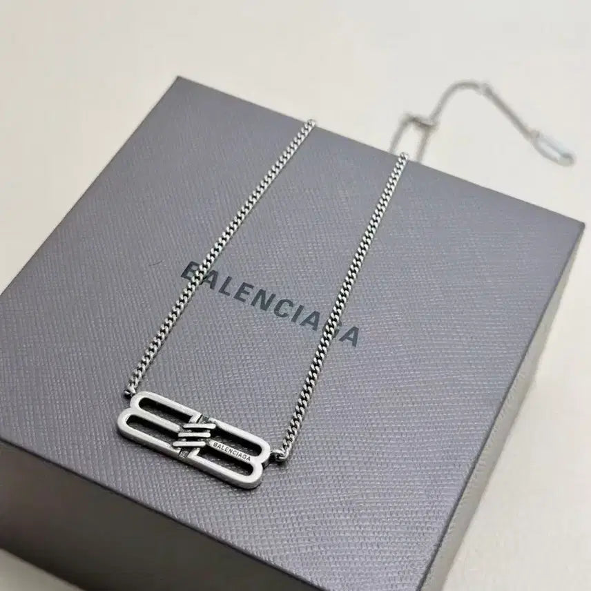 [BUNJANG] Balenciaga BB Necklace Silver / 발렌시아가 BB 네크리스 실버
