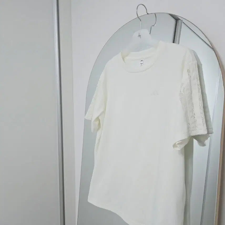 [BUNJANG] Adidas Three Lace Short Sleeve T-Shirt - Women's Size S / 새상품) 일본구매 여성 아디다스 쓰리 레이스 반팔티 s사이즈