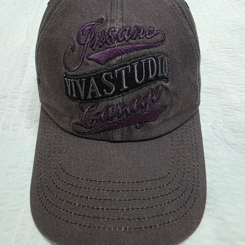 [BUNJANG] Insane Garage x Vivastudio Collaboration Washed Ball Cap Purple Gray / 인세인개러지 X 비바스튜디오 협업 모자 볼캡 퍼플그래이 색상