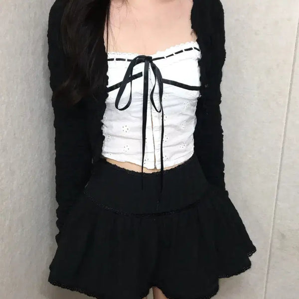 [BUNJANG] 3-Piece Set: Lace, Floral Embroidery, and Black Ribbon Accents / 핀터맛 3pics set