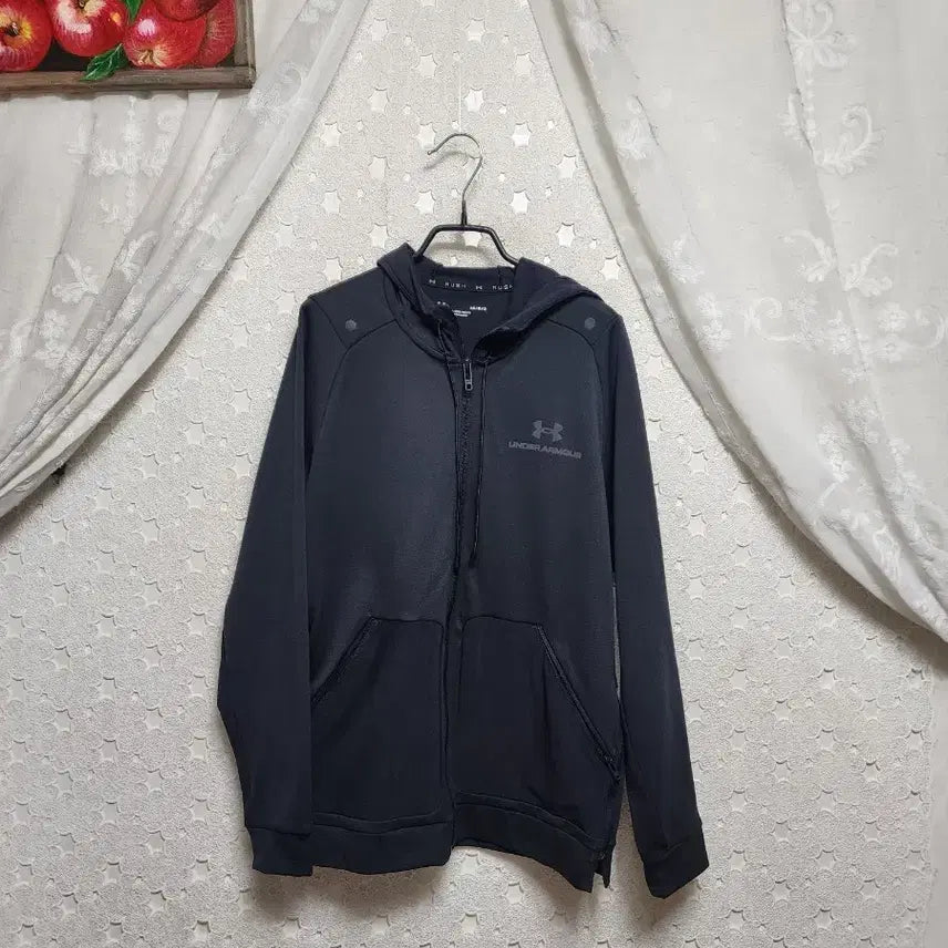 [BUNJANG] Under Armour Unisex Hooded Zip-Up Jacket / 언더아머 후드집업 공용100