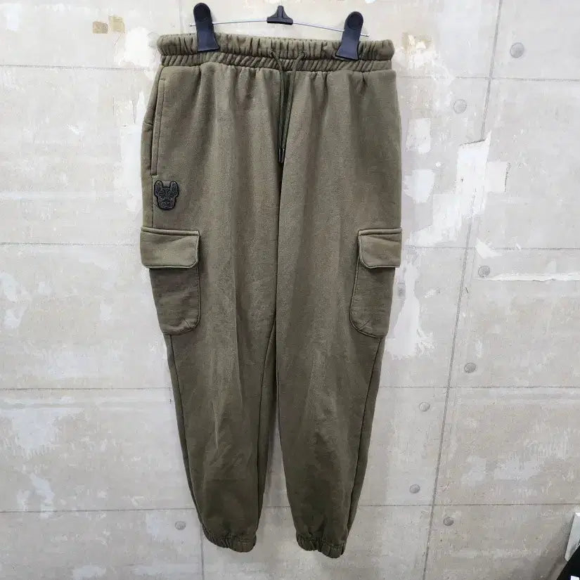 [BUNJANG] Life Work Embroidered Cargo Jogger Pants Size 32 / (M)라이프워크 정품 앰브로이드 카고 조거팬츠/32size/상태우수