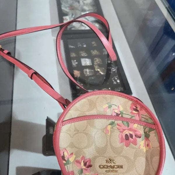 [BUNJANG] Coach Women's Pink Flower Pattern Round Crossbody Bag / 코치 여성 둥근 크로스백 핑크 플라워 패턴