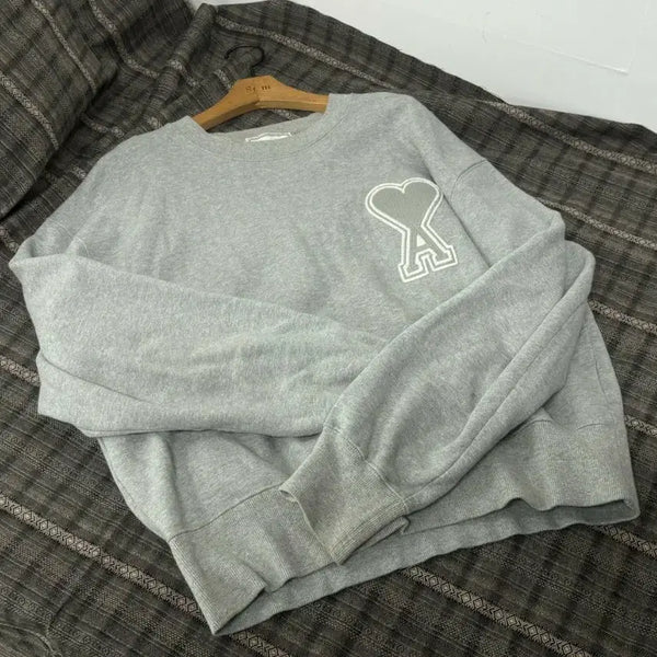 [BUNJANG] AMI Heart Logo Sweatshirt Grey / 아미 하트 로고 맨투맨 그레이