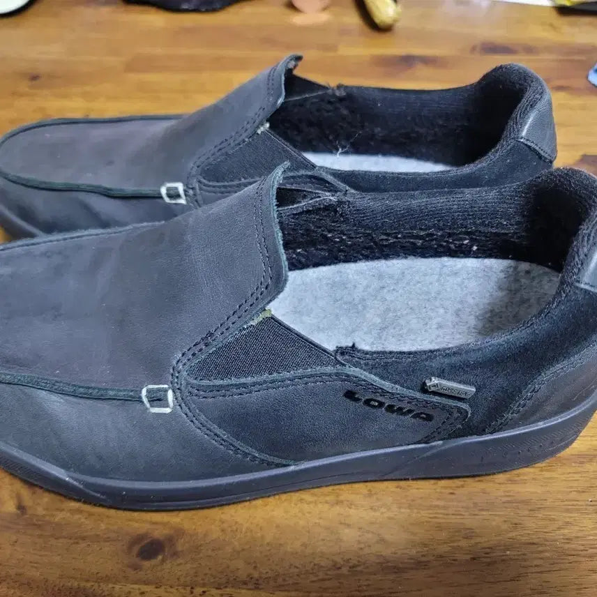 [BUNJANG] Lowa Chicago GTX Lo Casual Shoes Black 257mm / 로바(lowa) 시카고 gtx lo 캐쥬얼화(257mm)
