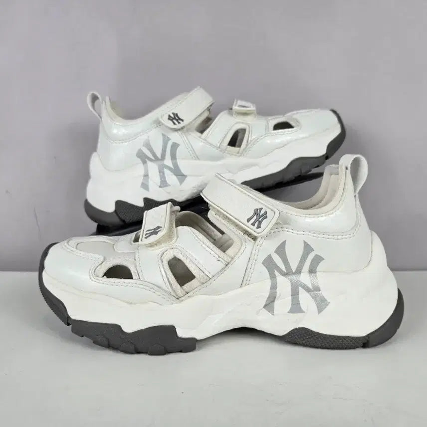 [BUNJANG] MLB 240 Big Ball Chunky Mask Sandals Sneakers / [무료배송]MLB 엠엘비 240 빅볼 청키 마스크 샌들 운동화 신발