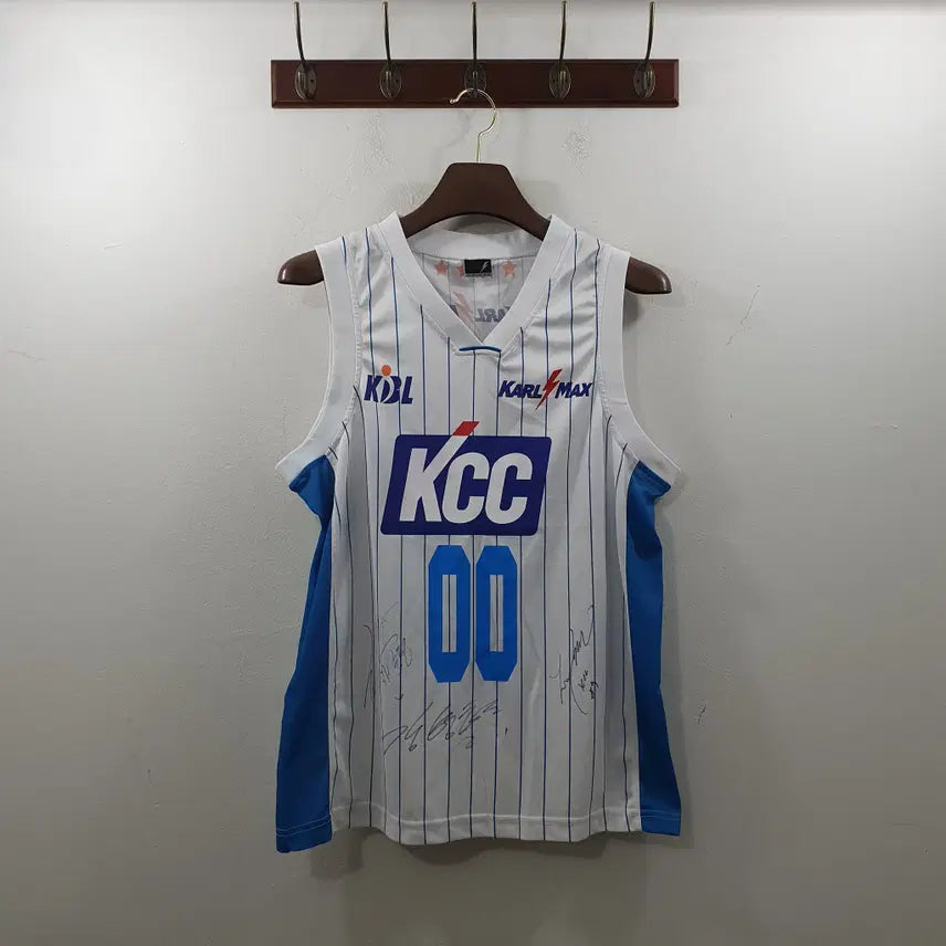 [BUNJANG] KCC Aegis Men's Basketball Sleeveless Jersey with Player Autograph (Size 90) / 90 KCC 남성 농구 이지스 서포터즈 민소매 나시 선수싸인 유니폼