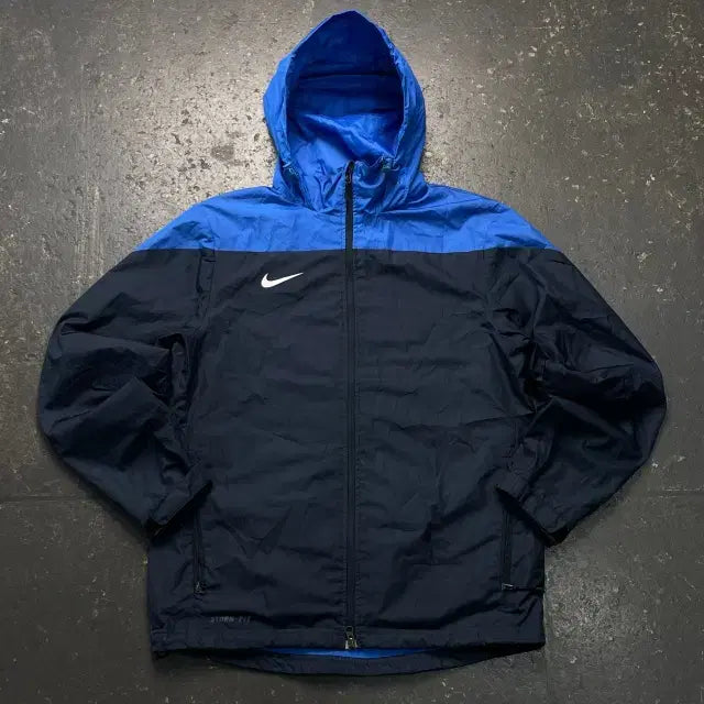 [BUNJANG] Nike Storm-FIT Windbreaker Jacket / 100 나이키 스톰핏 바람막이