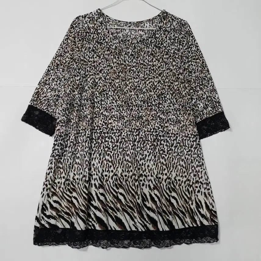 [BUNJANG] Leopard Print Blouse with Lace / 호피 무늬 블라우스 레이스 배색 0225