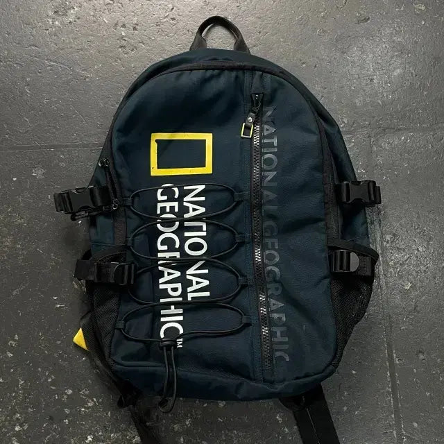 [BUNJANG] National Geographic Big Logo Buddy Backpack / 내셔널지오그래픽 빅로고 버디 백팩