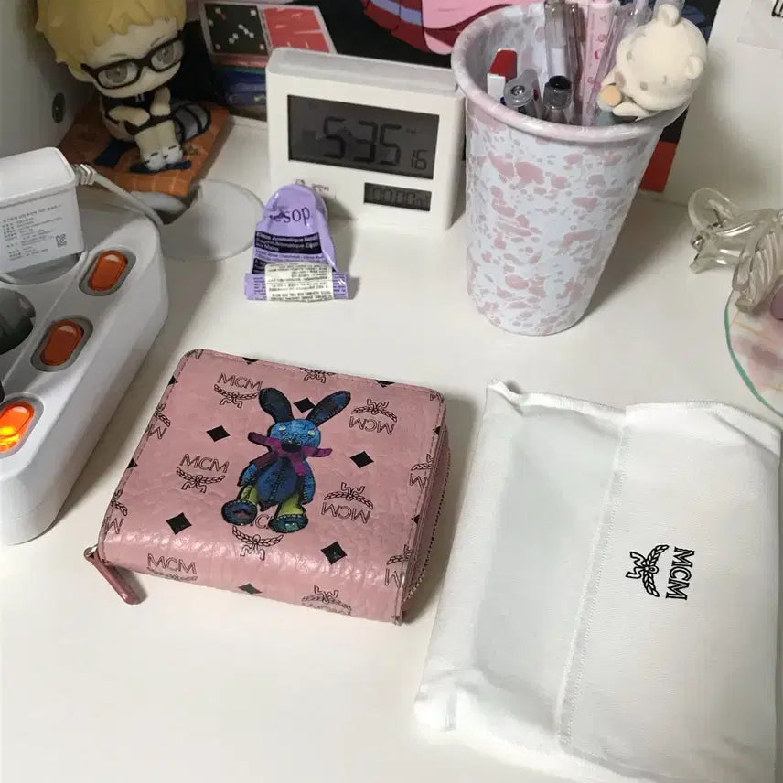 [BUNJANG] MCM Rabbit Bifold Wallet Pink / MCM 래빗 반지갑 핑크