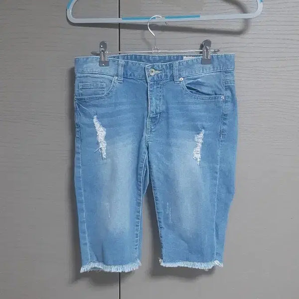 [BUNJANG] Giordano 5-Inch Inseam Shorts (Size 28-29) / 지오다노5부바지(44~44반)