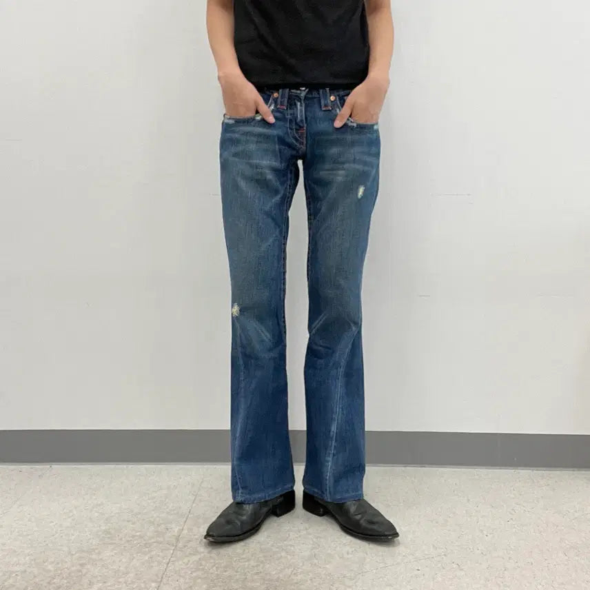 [BUNJANG] True Religion Joey Bootcut Washed Denim Pants / 트루릴리전 조이 부츠컷 워싱 데님 팬츠 28