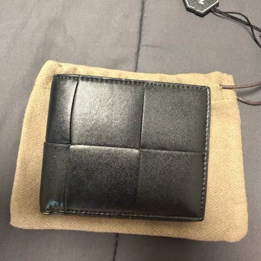 [BUNJANG] Bottega Veneta Cassette Wallet Black / {A+/OS} 보테가베네타 카세트 반지갑 블랙