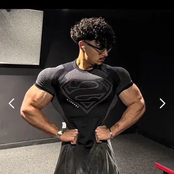 [BUNJANG] YOUNGLAY Superman Short Sleeve T-Shirt / 영엘에이 슈퍼맨