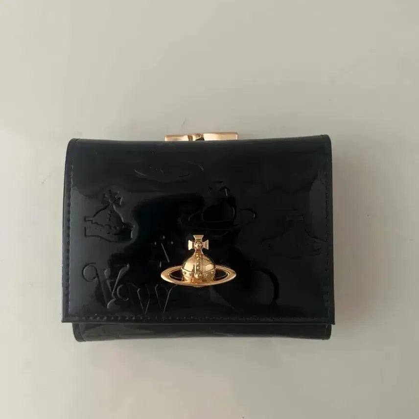 [BUNJANG] Vivienne Westwood Black Enamel Bi-fold Wallet / 매력적인 비비안웨스트우드 블랙 에나멜 반지갑