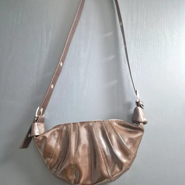 [BUNJANG] Croissant Bag Chocolate New / 크루와상백 초코 새상품