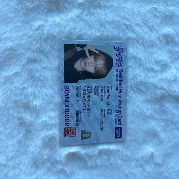 [BUNJANG] BOYNEXTDOOR No Genre Taesan Photocard / 보넥도 No Genre 태산 포카
