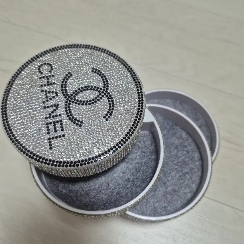 [BUNJANG] Multi-Purpose Jewelry and Cosmetics Organizer with Rhinestone Accents / 악세사리 다용도 보관함 새상품