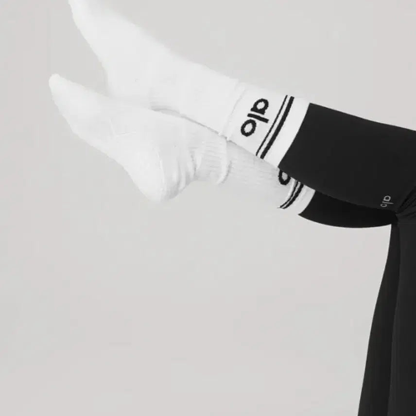 [BUNJANG] Set of 8 Pairs of Socks / 양말 팝니당 ^*