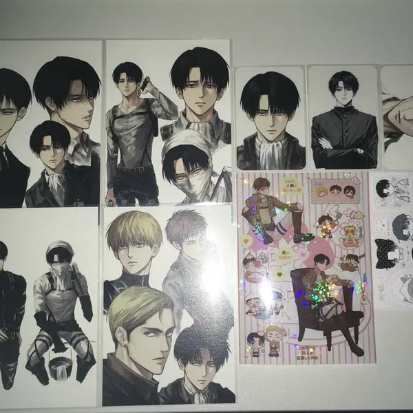[BUNJANG] Attack on Titan Levi Photocard & Sticker Bundle / sso님 진격의거인 진격거 리바이 포카 진격거 스티커 사야님 젯젯님
