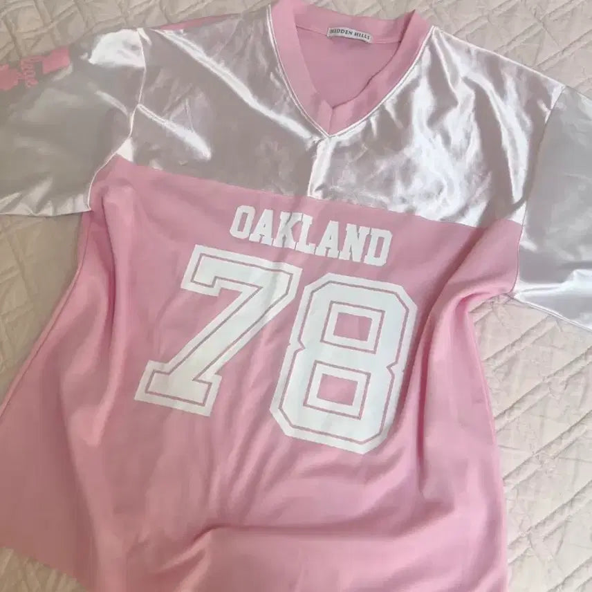 [BUNJANG] NewJeans High Teen Style Rugby Shirt / 뉴진스 하이틴 감성 럭비티