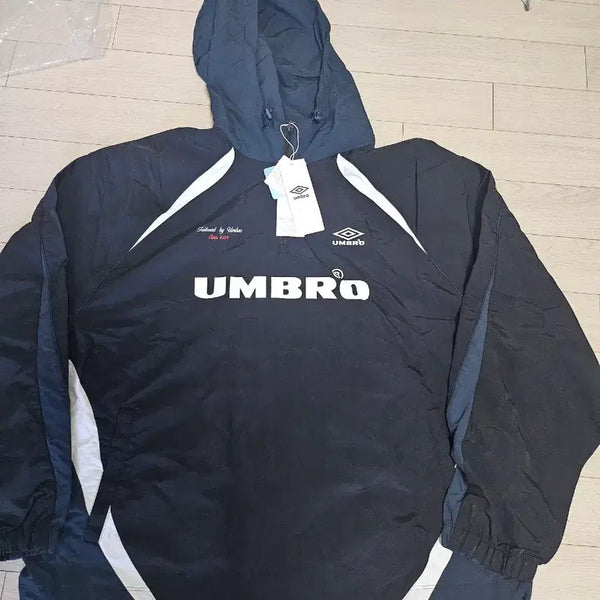 [BUNJANG] Umbro Navy Windbreaker Hooded Jacket / 엄브로 바람막이 후드 자켓 네이비
