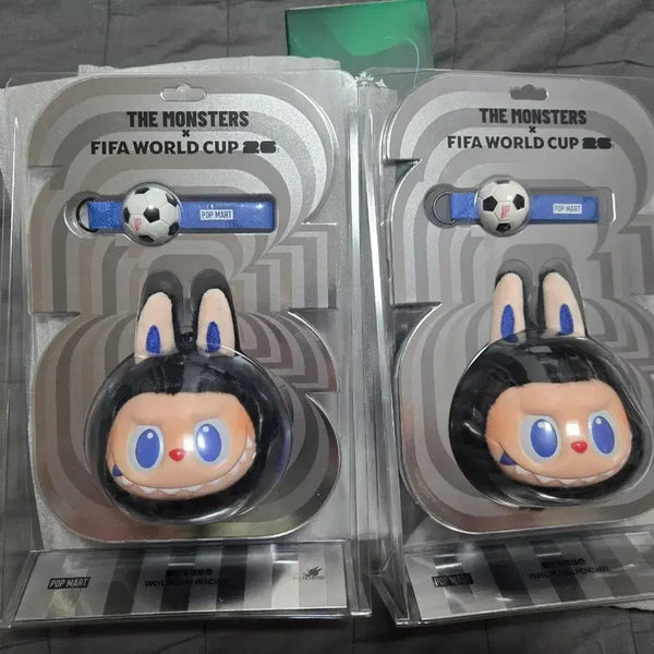 [BUNJANG] Pop Mart Labubu The Monsters x FIFA Plush Keychain (Sealed) / (정가이하) 미개봉 팝마트 라부부 더몬스터즈 THE MONSTERS x FIFA 인형키링