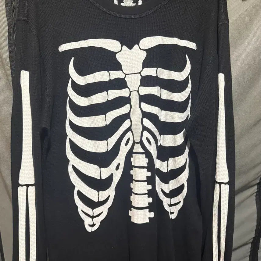[BUNJANG] Supreme Hanes Long Sleeve Black L / 슈프림 헤인즈 본 긴팔 블랙 L
