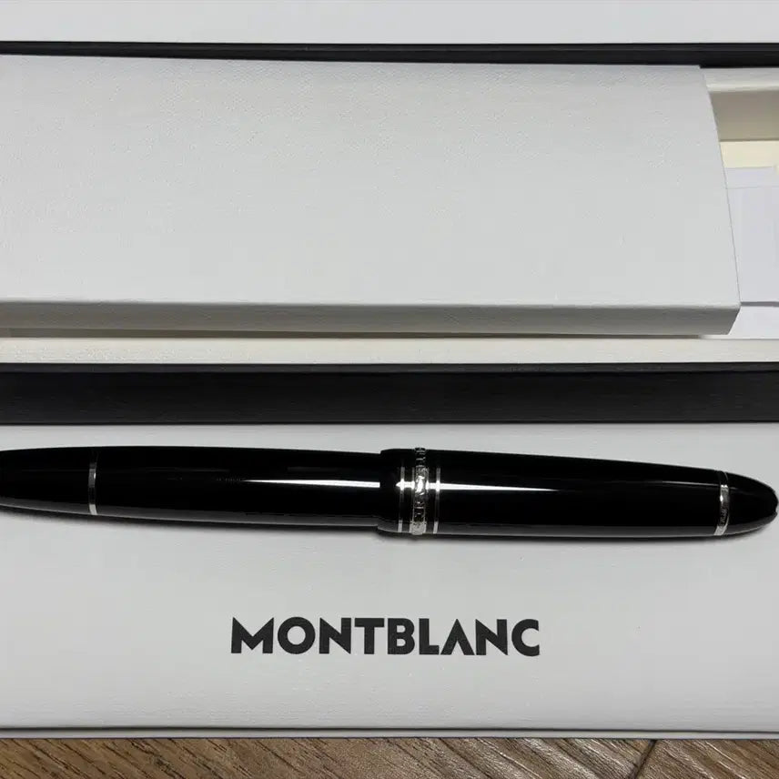 [BUNJANG] Montblanc Meisterstück Platinum Coated LeGrand Rollerball Pen / 몽블랑 마이스터스튁 플래티넘 코팅 르그랑 수성펜 (롤러볼) 132451