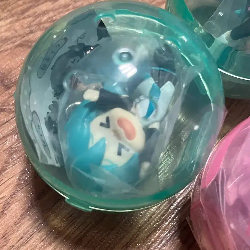 [BUNJANG] Kwadang Miku Gacha Figure (Sealed) / 꽈당 미쿠 가챠 미개봉