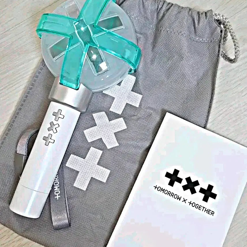 [BUNJANG] TXT TOMORROW X TOGETHER MOA Bong Ver. 2 Lightstick / 모아봉 2 급처 탈덕처분 싸게 팝니다 투바투 응원봉 연준 수빈 모아존