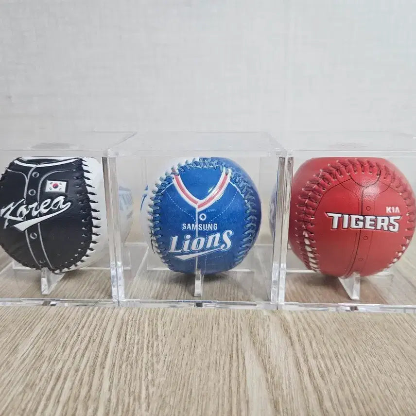 [BUNJANG] Korea National Team, Samsung Lions, Kia Tigers Uniform Balls Bundle Set (3 Types) / 유니폼 볼 3종 일괄(국대,삼성,기아)