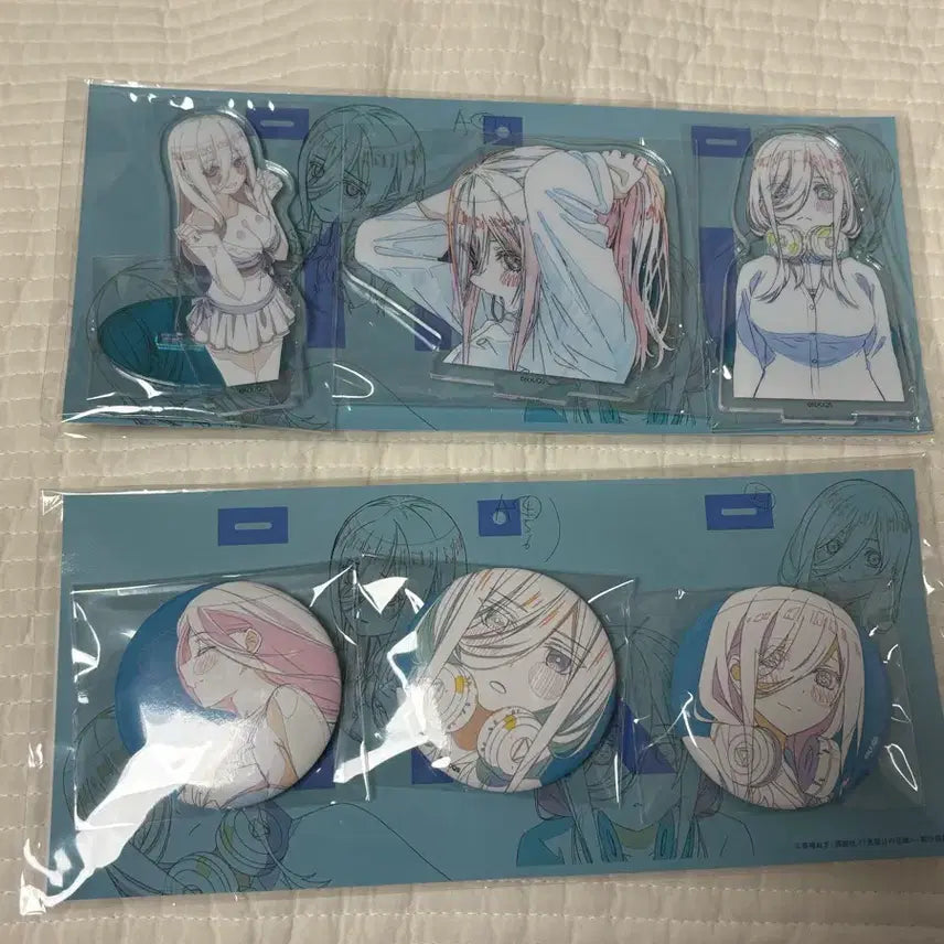 [BUNJANG] The Quintessential Quintuplets Nakano Miku Acrylic Stand & Can Badge Bundle Set / 5등분의 신부 오등분의 신부 나카노 미쿠 굿즈 일괄
