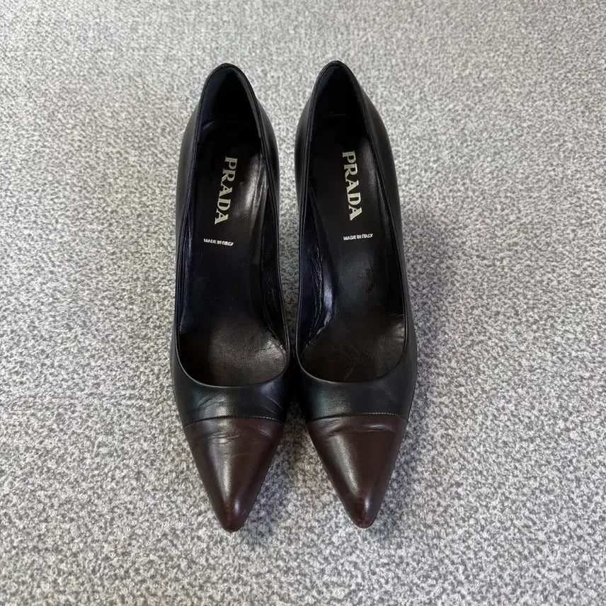 [BUNJANG] Prada Leather Heels (Size 36 / 235-240mm) / 프라다 구두 36 235-240