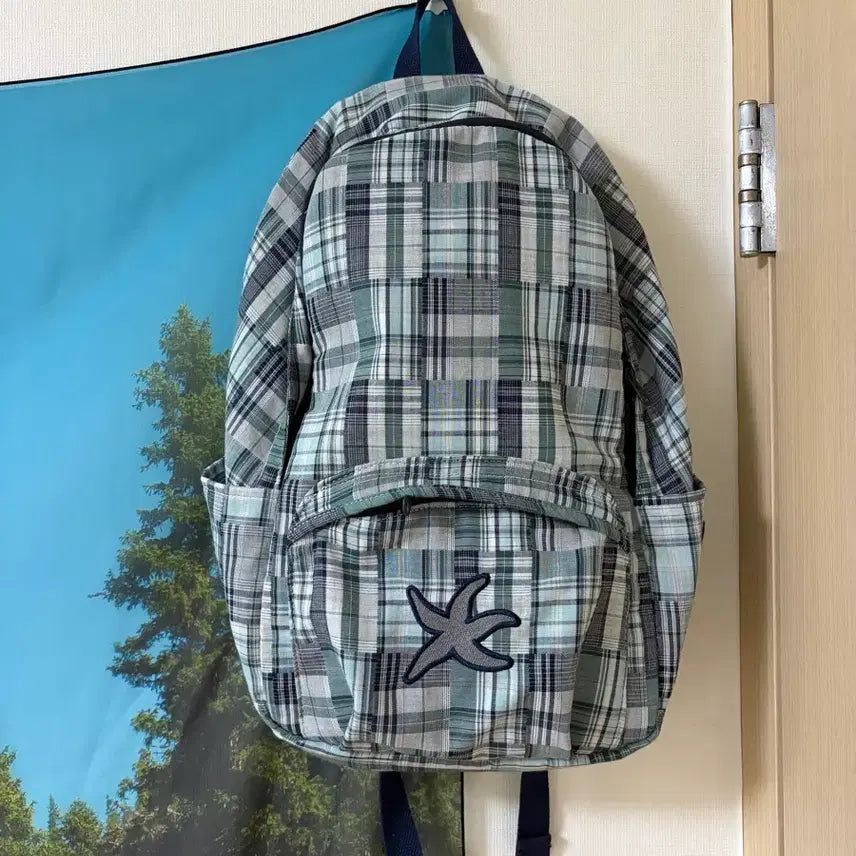 [BUNJANG] The Coldest Moment Plaid Backpack / 더콜디스트모먼트 체크무늬 백팩 디네댓 /김아홉 빈블 미쏘 더콜디 에잇세컨즈 바온