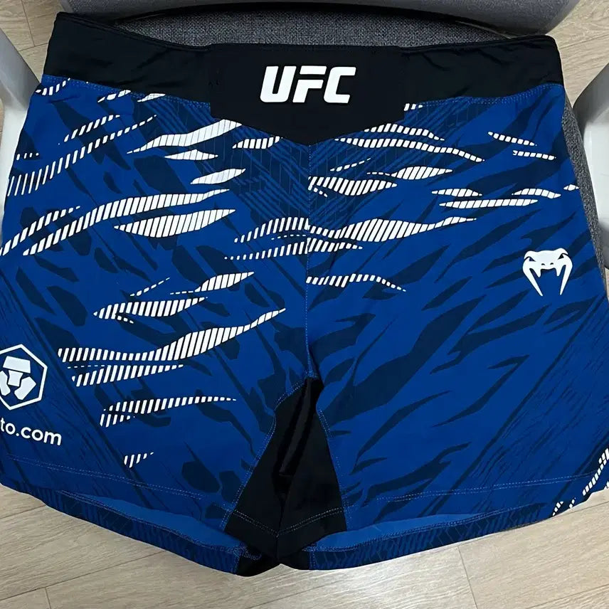 [BUNJANG] UFC Venum Fight Shorts / UFC 베넘 파이트 쇼츠