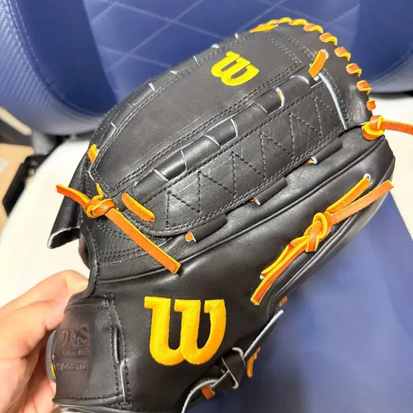 [BUNJANG] Wilson Ryu Hyun Jin GM Game A2K Model Pitcher's Glove / 급처) 윌슨 류현진 GM게임 A2K 모델 투수 글러브