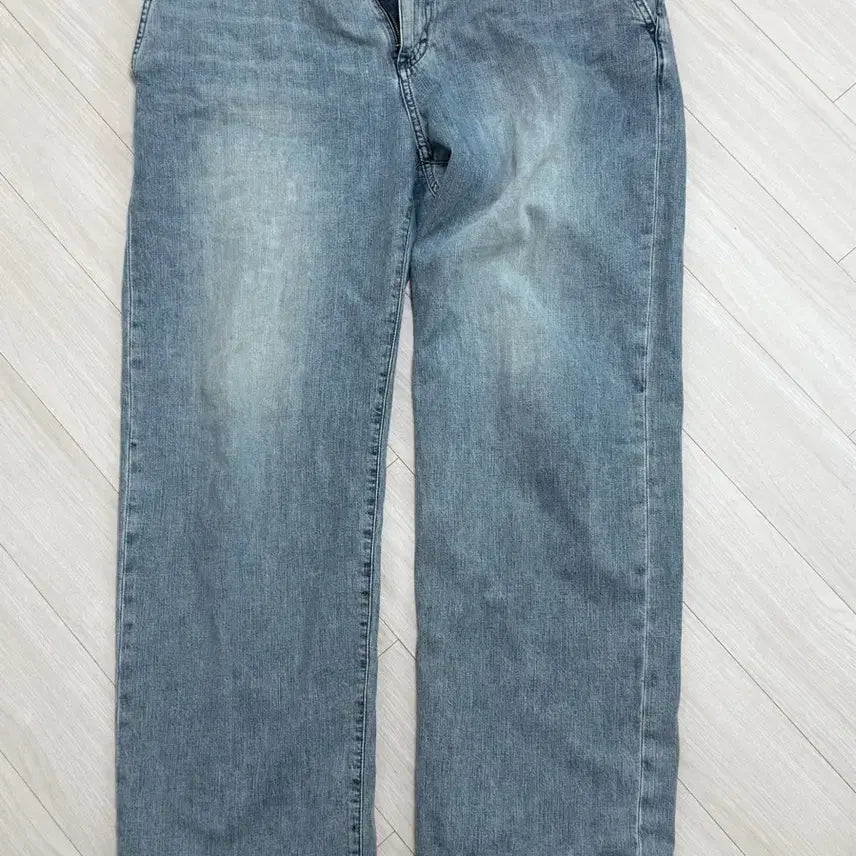 [BUNJANG] Pottery Straight Fit Selvedge Denim Jeans (Light Blue) / [5]포터리 스트레이트핏 셀비지 진.연청