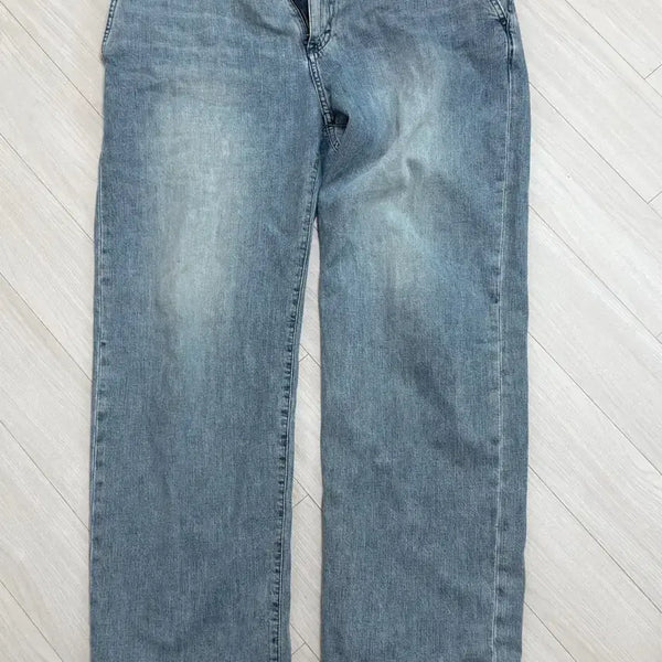 [BUNJANG] Pottery Straight Fit Selvedge Denim Jeans (Light Blue) / [5]포터리 스트레이트핏 셀비지 진.연청