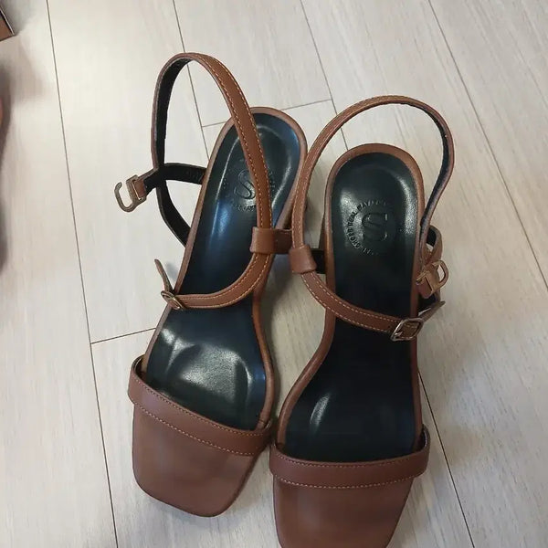 [BUNJANG] Sobojewelry Sandal Brown / 소보제화 샌들 브라운, 230