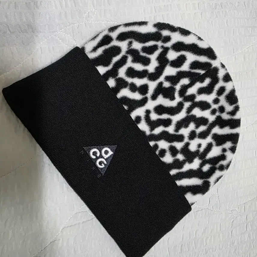 [BUNJANG] Nike ACG Fleece Zebra Beanie / 나이키 ACG 플리스 비니 상태최상!! NIKE ACG