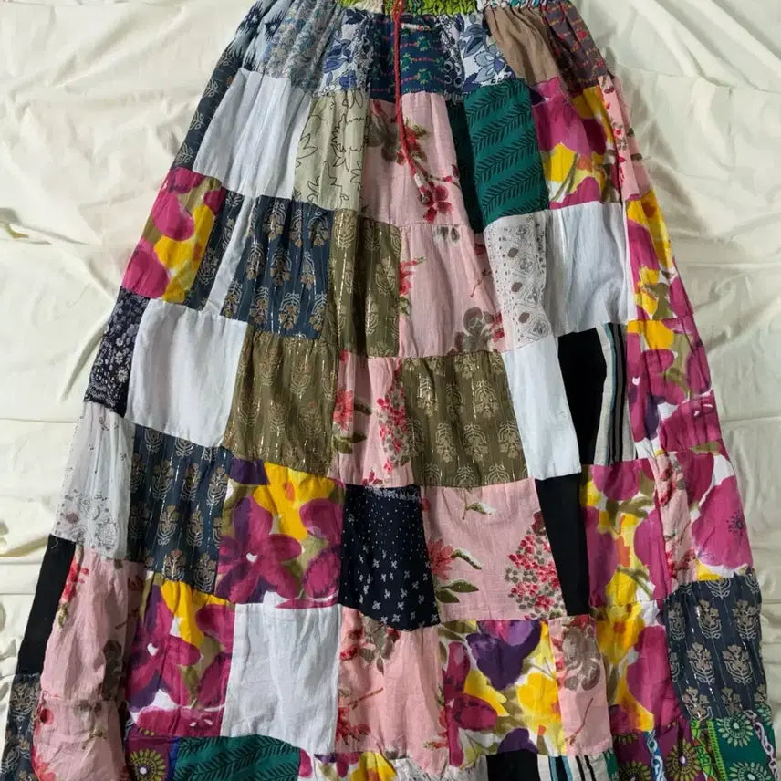[BUNJANG] Vivid Color Patchwork Long Skirt / 비비드 컬러 패치워크 롱 스커트