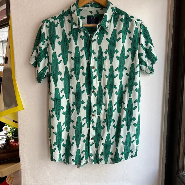 [BUNJANG] GAP Crocodile Graphic Short Sleeve Shirt - White & Green (M) / [M] 갭 크로커다일 그래픽 반팔 셔츠