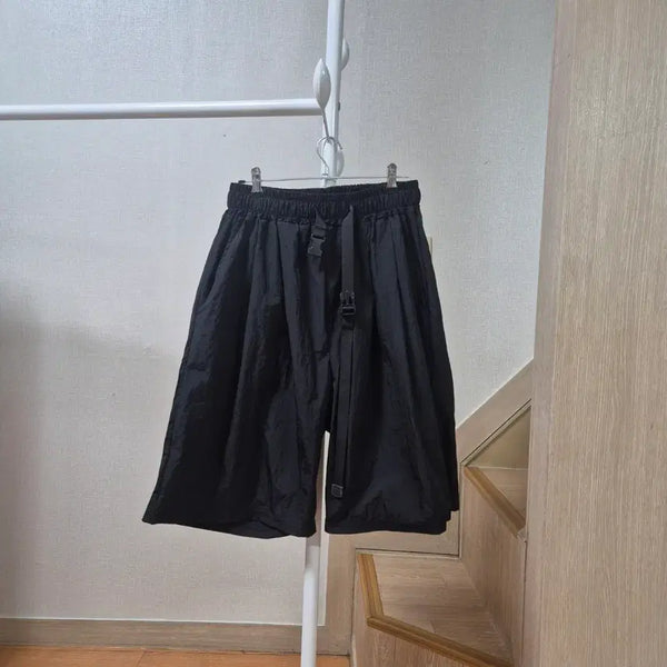[BUNJANG] COMO SEMPRE Cargo Shorts Black Hip Pack Strap / 꼬모샘플레 블랙 카고 반바지 힙색 스트랩
