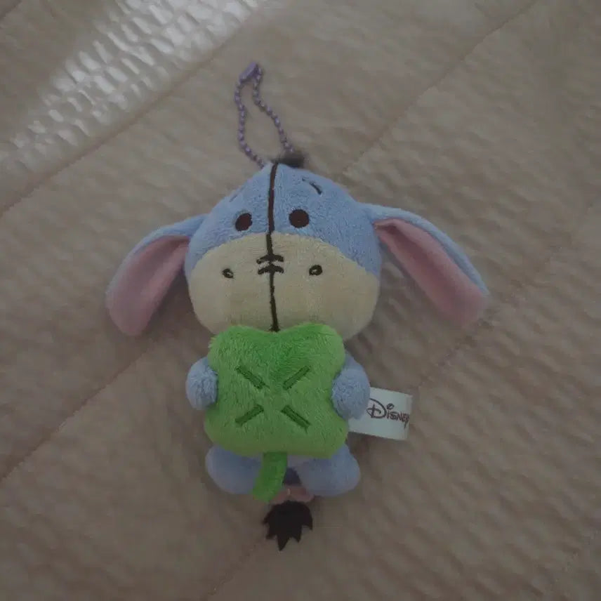 [BUNJANG] Eeyore Clover Keychain / 이요르 클로버 키링