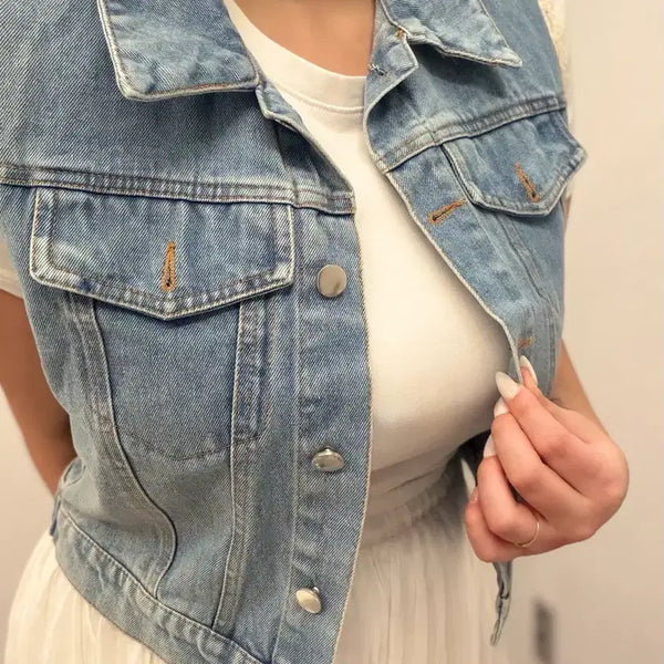 [BUNJANG] Light Blue Denim Vest with Lace Detail / (새상품) 연청 레이스 데님조끼