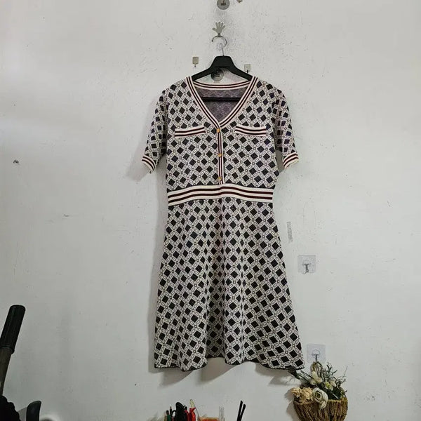 [BUNJANG] Check Pattern V-Neck Short Sleeve Knit Dress / 체크 패턴 브이넥 반팔 니트 원피스